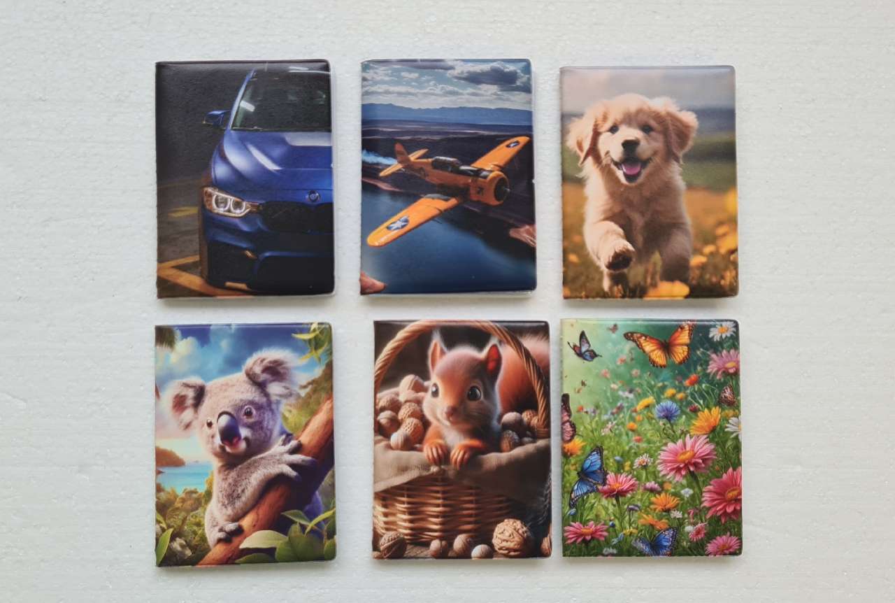 OKMÁNYTARTÓ, ÁLLÓ/16 TASAK, MINTÁS