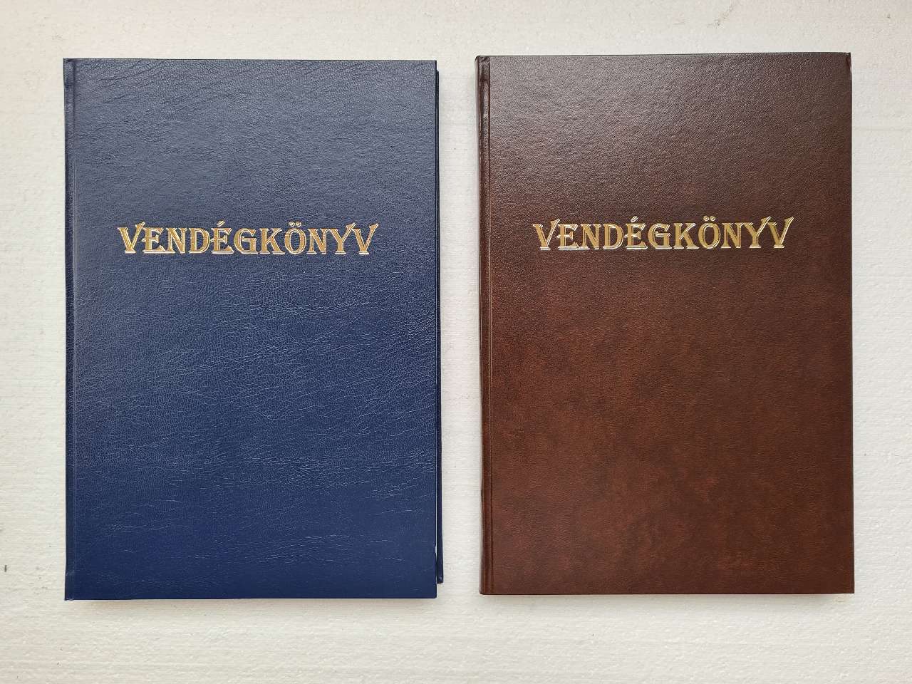 VENDÉGKÖNYV A/4, MŰBŐR